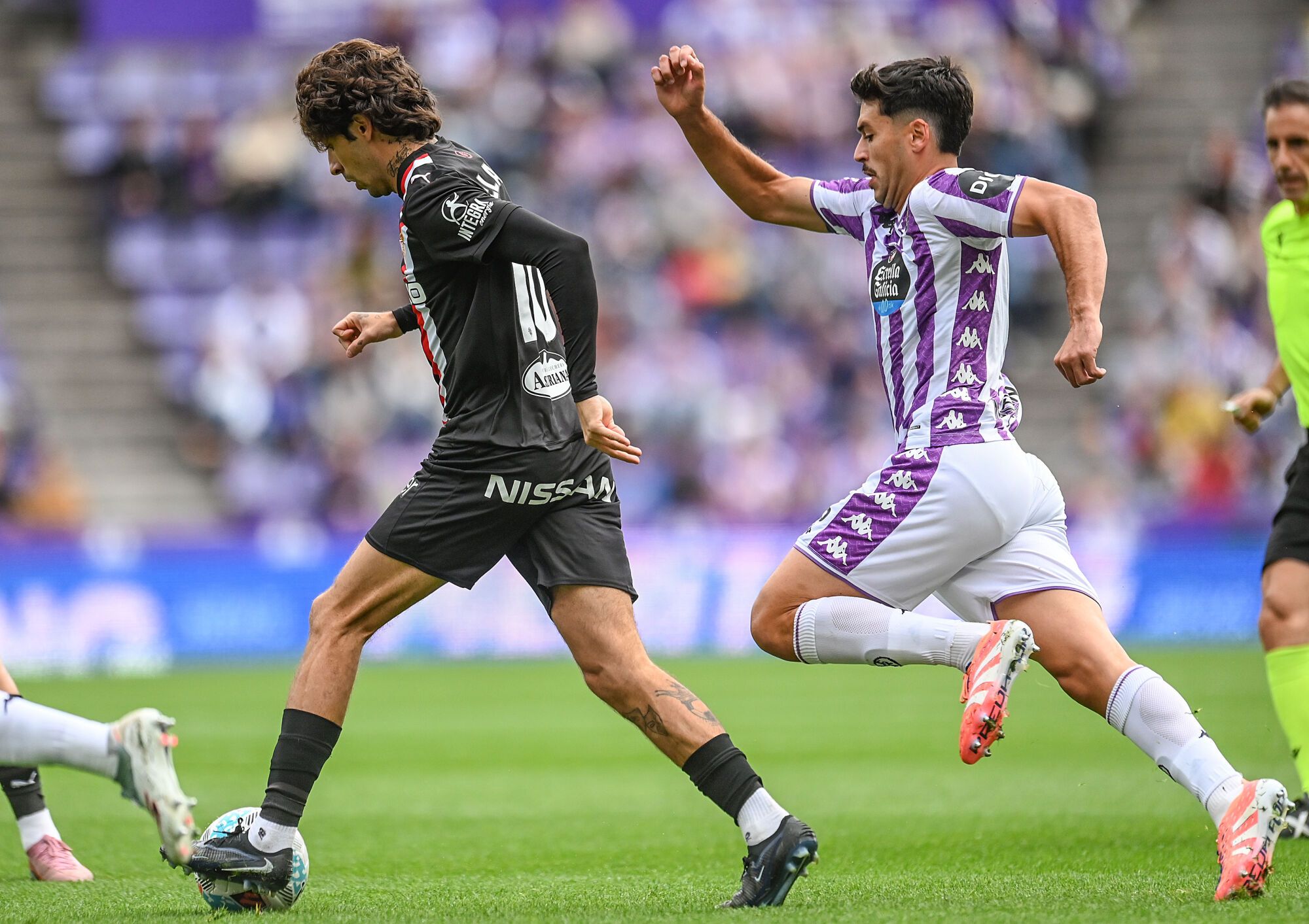 Fútbol. Partido correspondiente a la jornada 10 de Segunda División temporada 2025-2026 entre el Real Valladolid y el Sport. Gijón. Partido de la Liga Hypermotion entre el Real Valladolid CF y el Real Sporting celebrado en el estadio José Zorrilla, Valladolid. 19/10/2025 - Ricardo Ordóñez