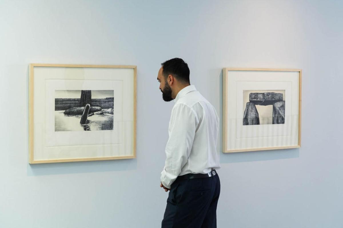 El Museum Jorge Rando expone desde este 25 de junio y hasta septiembre las litografías con las que el fundamentalmente escultor británico Henry Moore se acercó al monumento megalítico