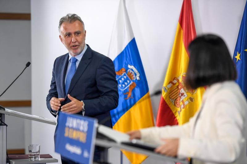 Rueda de prensa de Torres y Darias