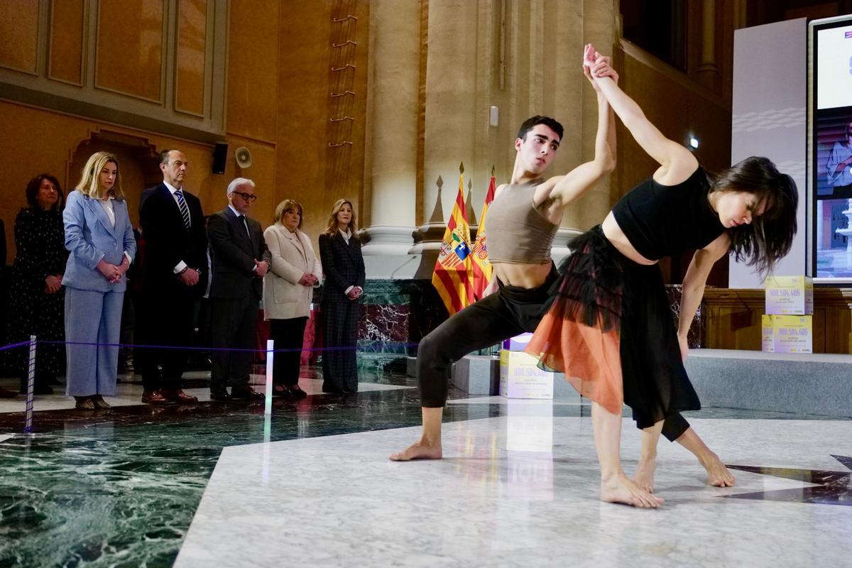 Acto en la Sala de la Corona en el Edificio Pignatelli.