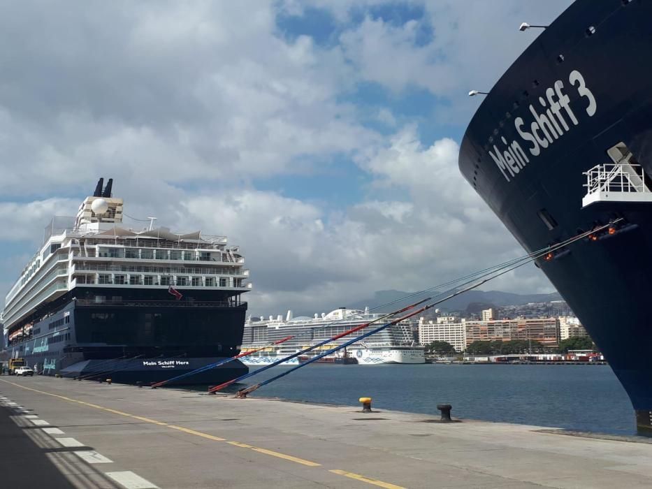 Desembarco de pasajeros de un crucero