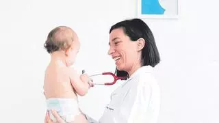 Mar López, pediatra y divulgadora: "Hay que llamar a los genitales por su nombre, nada de pilila y cotorrita"