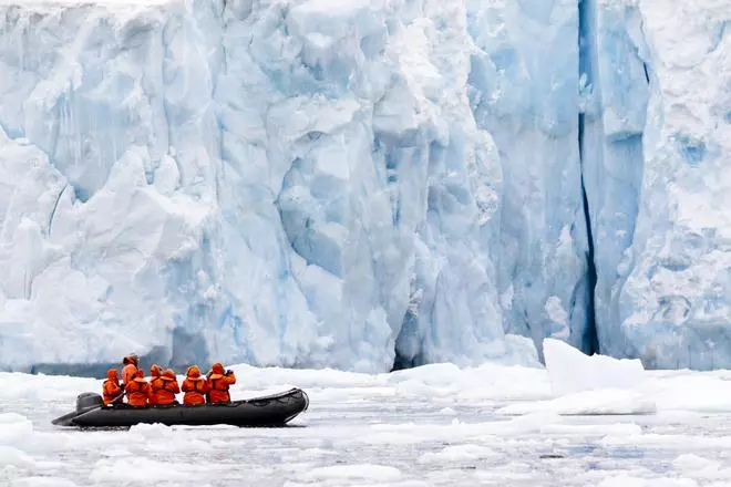 Todo lo que debes saber antes de ir a la Antártida: clima, cómo llegar y qué llevar