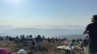 En directo: las nubes ocultan el eclipse en buena parte de Asturias pero (aún así) se hizo de noche en pleno día