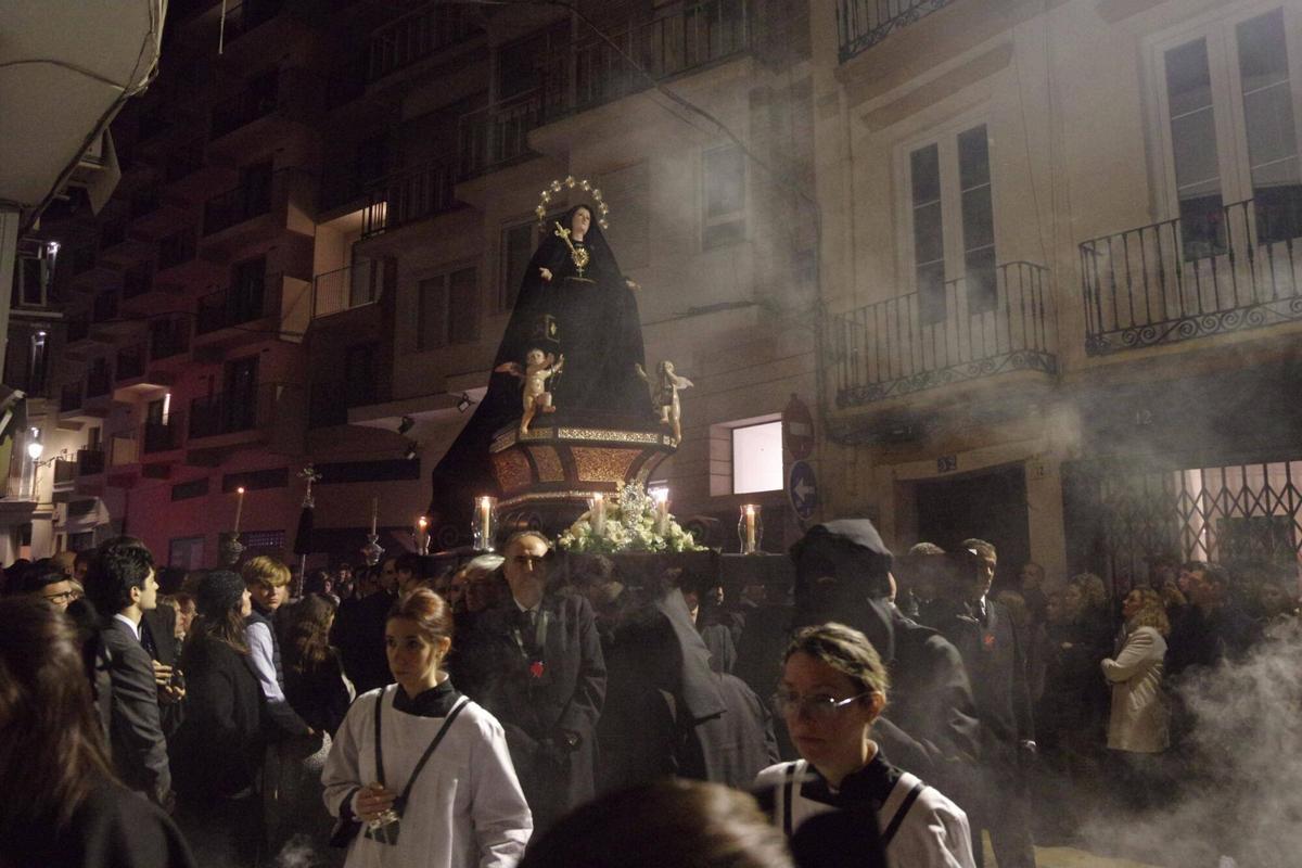 Salida procesional de Servitas este Viernes Santo de 2026.