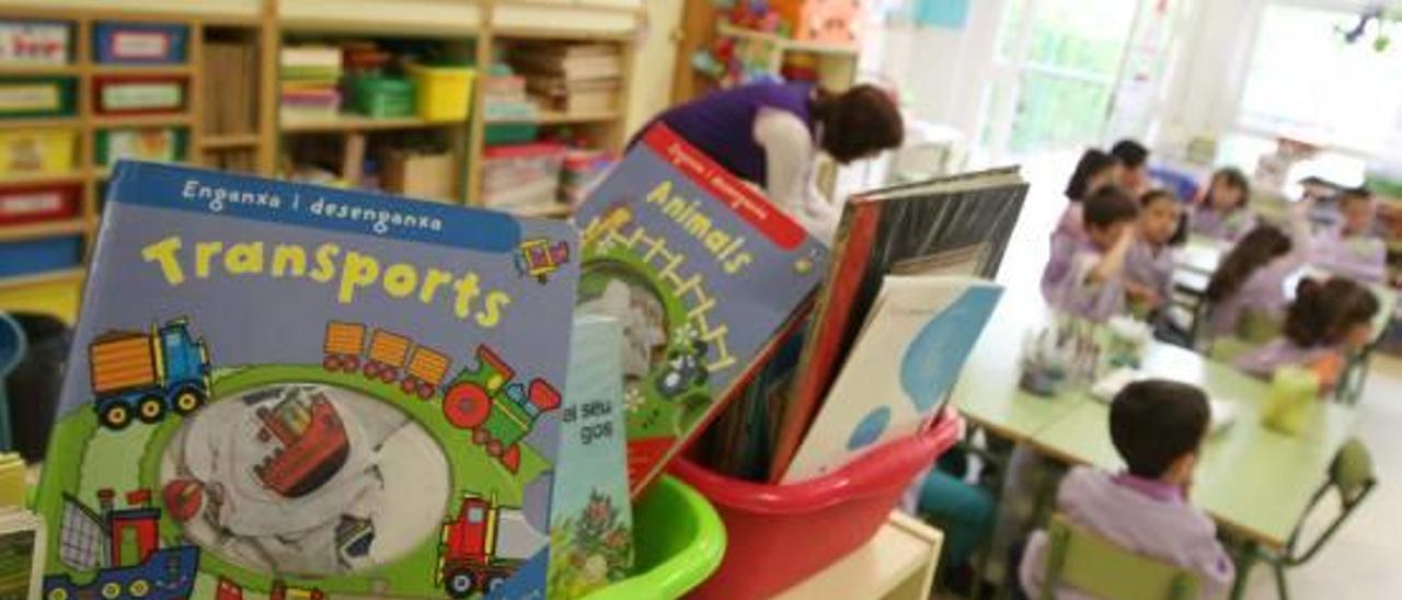 Aula de Infantil en un colegio de la provincia de línea en valenciano.