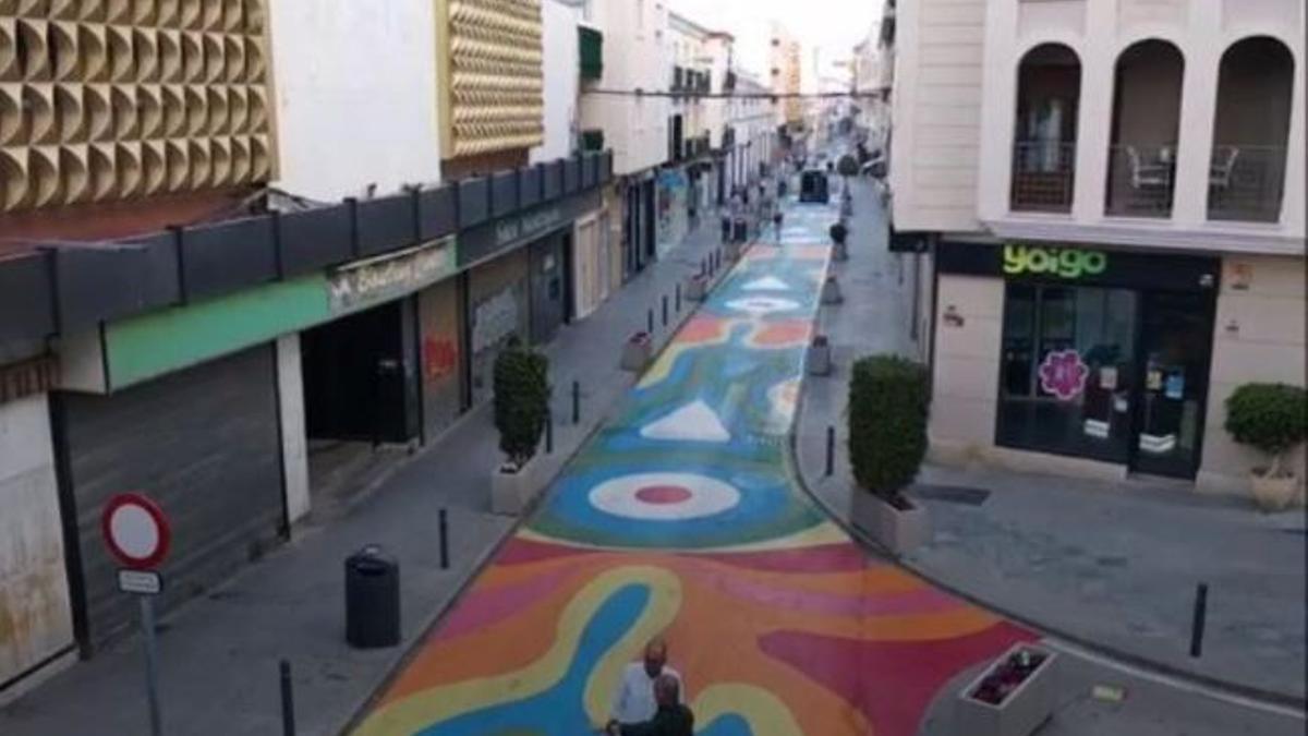 Imagen del Camino de Málaga, una de las calles más comerciales de Vélez-Málaga.