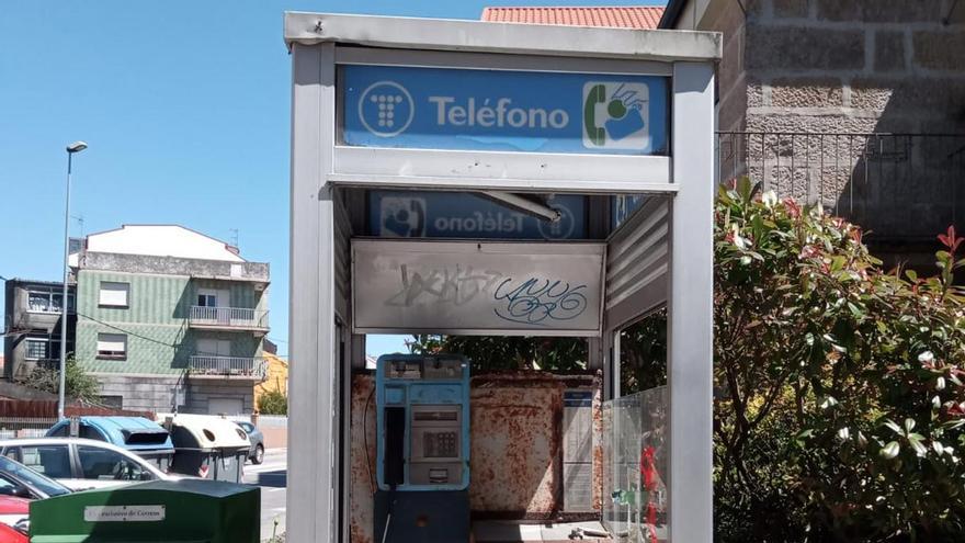 La cabina telefónica de O Forte, en Cangas.