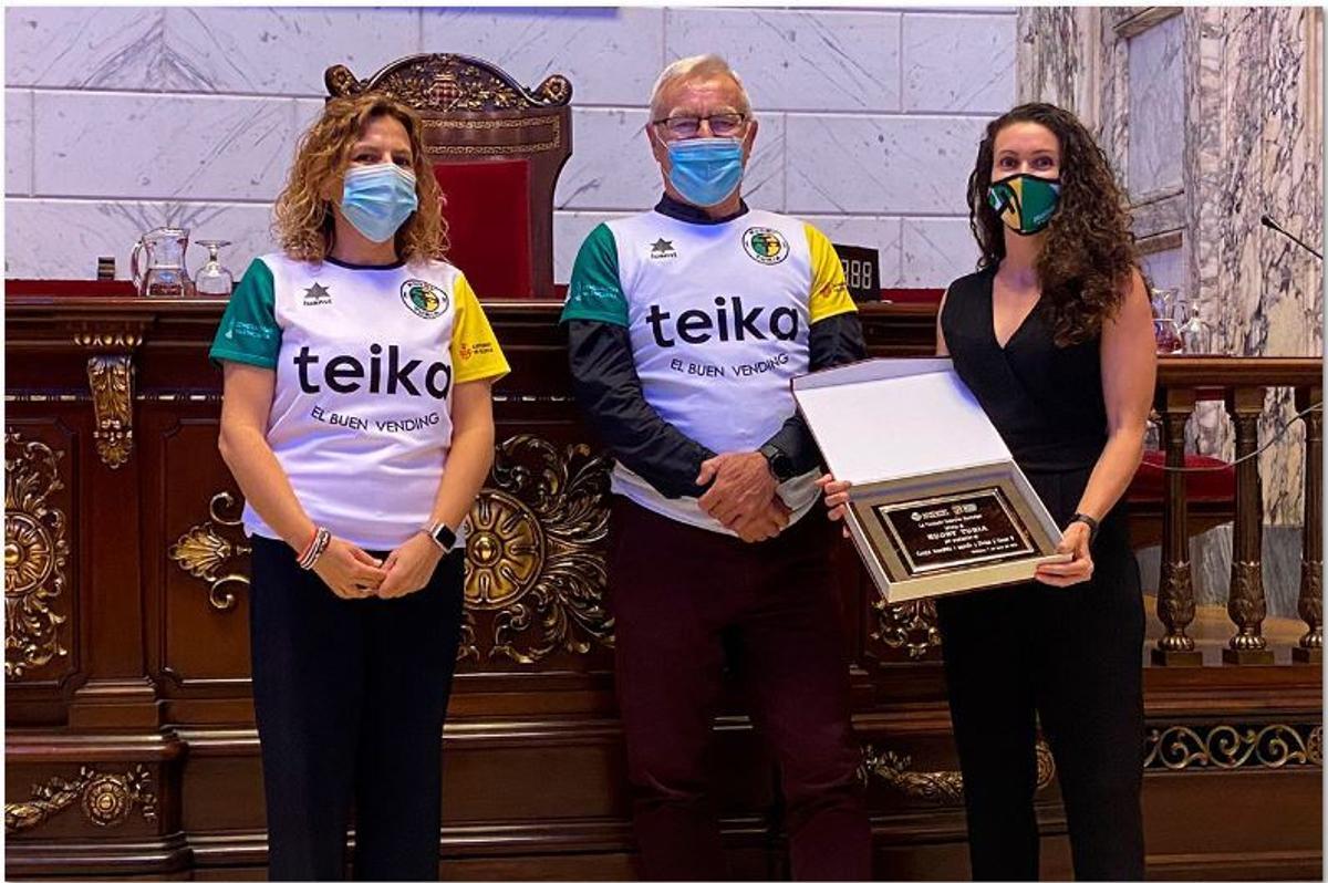 Homenaje al Rugby Turia en el Ayuntamiento de València