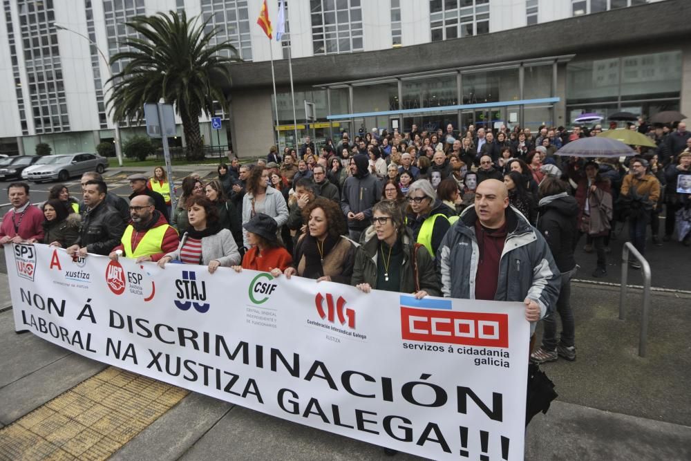 El seguimiento de esta nueva jornada de paro es de "prácticamente" el 90% según los sindicatos mientras que la Xunta lo rebaja al 40,3%.