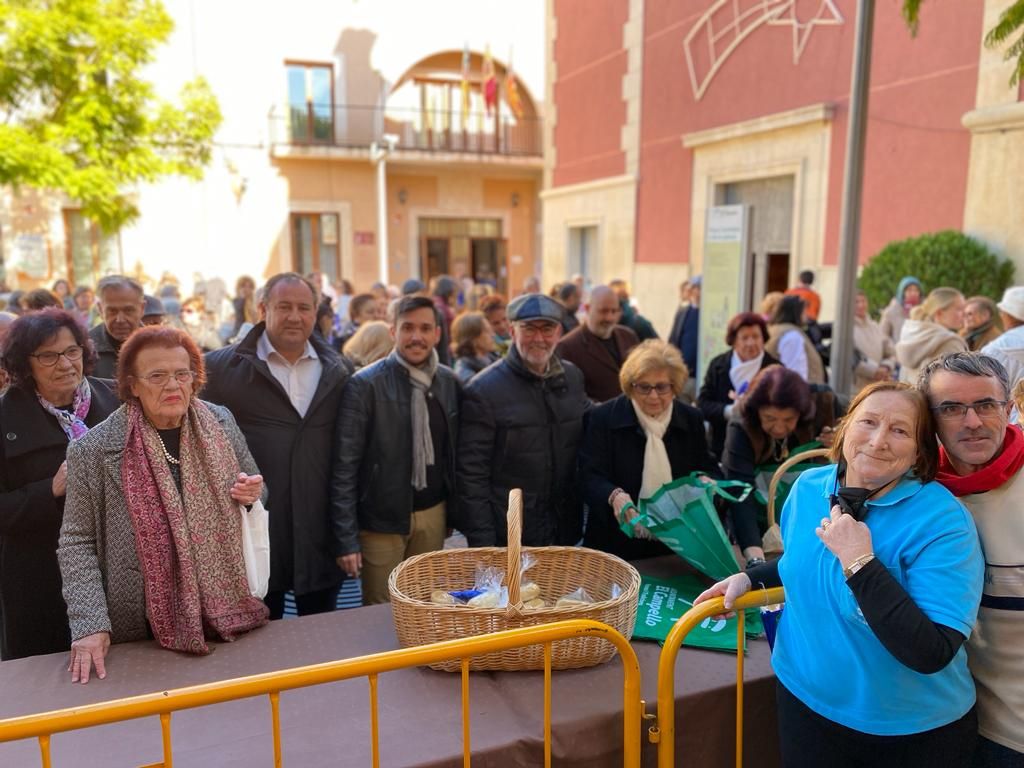 El Campello recupera plenamente la fiesta de Sant Antoni del Porquet con una alta participación popular