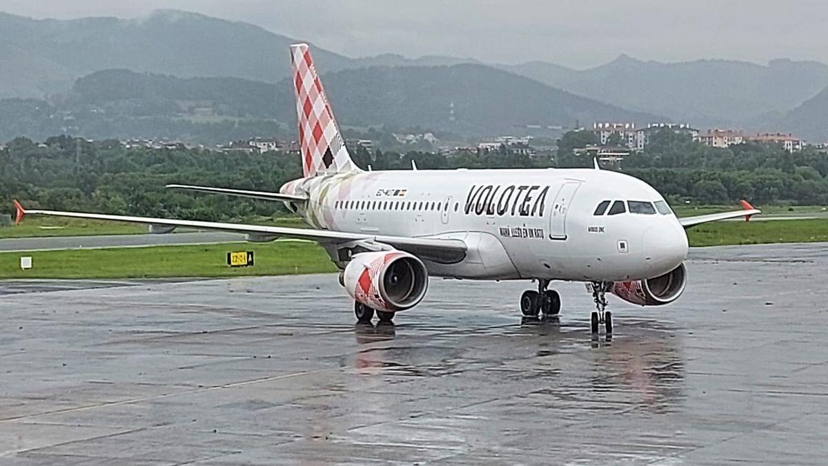 Un avión de la aerolínea Volotea.