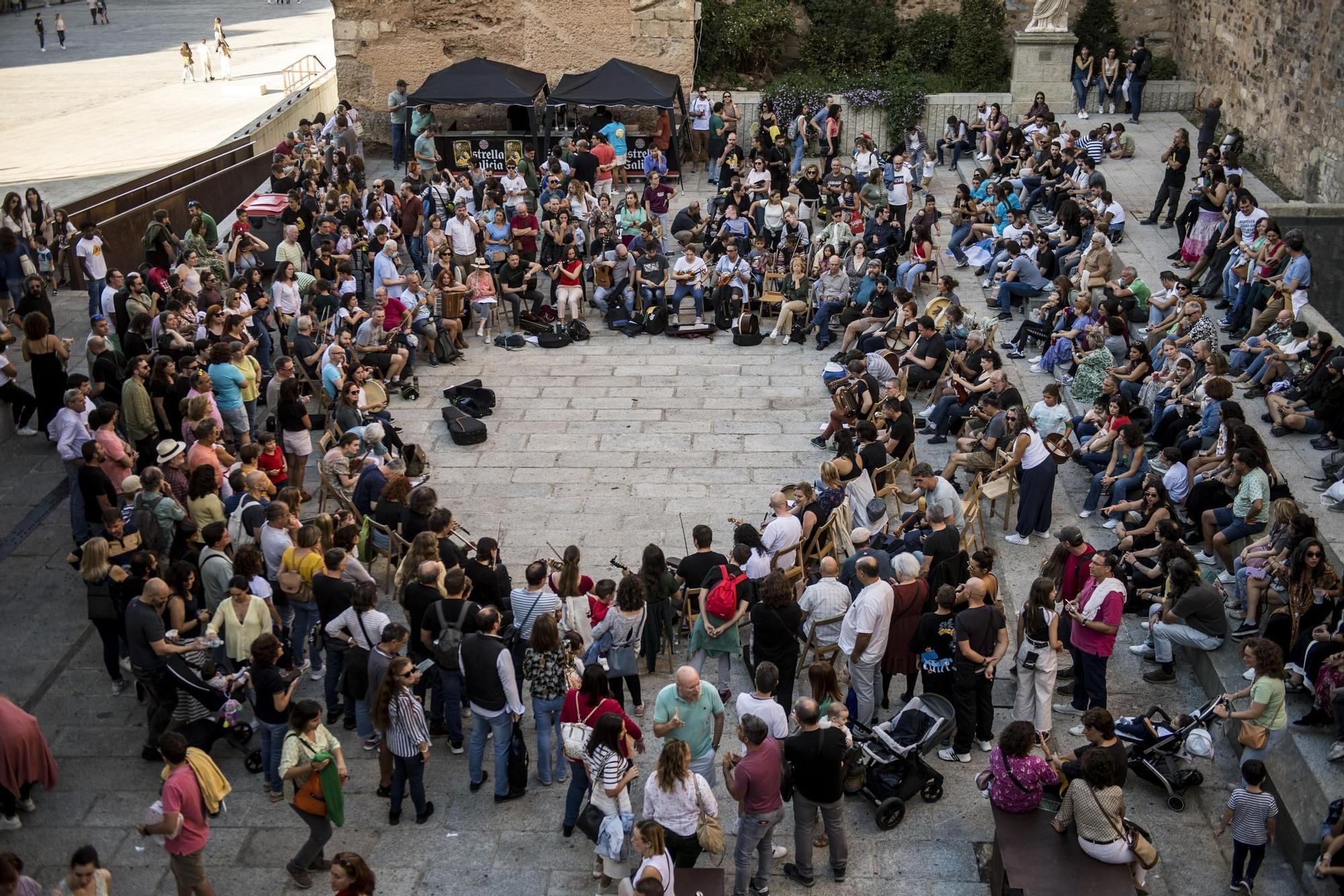 FOTOGALERÍA | La esencia irlandesa, en Cáceres