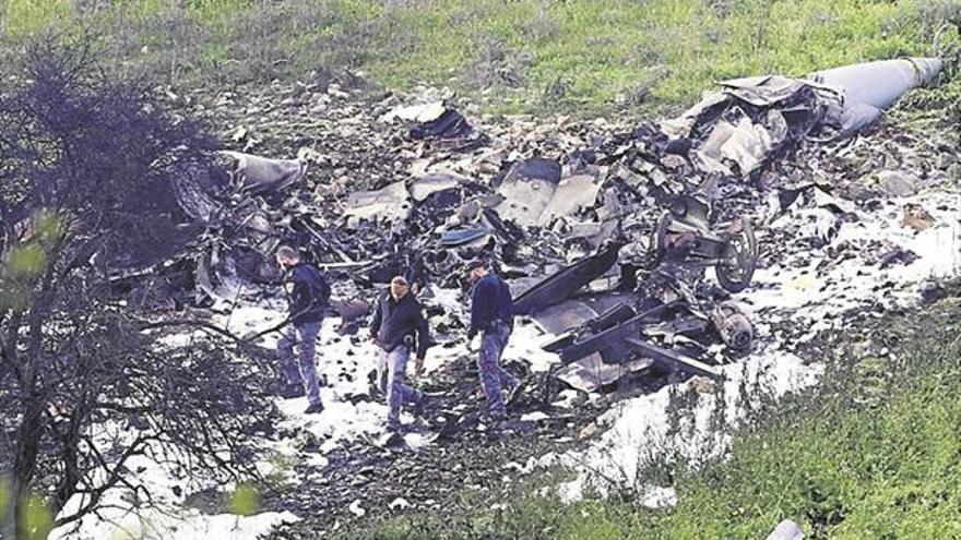 Fuerzas de Asad derriban un caza israelí en Siria