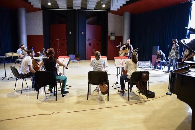 Ensayo de RED Beard con orquesta de cuerda en el ...