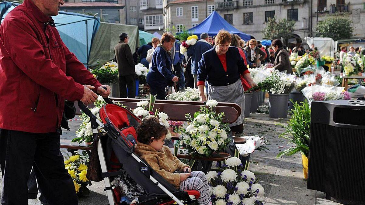 Mercadillo de Todos los Santos, en A Ferrería.