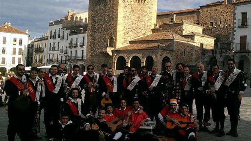 La Tuna hace de Cáceres capital española de la serenata