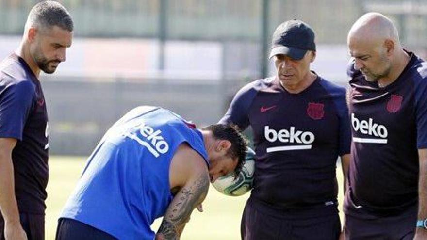 Messi es lesiona en el primer entrenament i no viatjarà als Estats Units