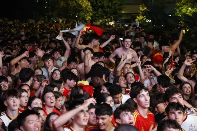 ¿Estuviste disfrutando de la final del Mundial en Praza Roxa? Búscate en las imágenes del partido