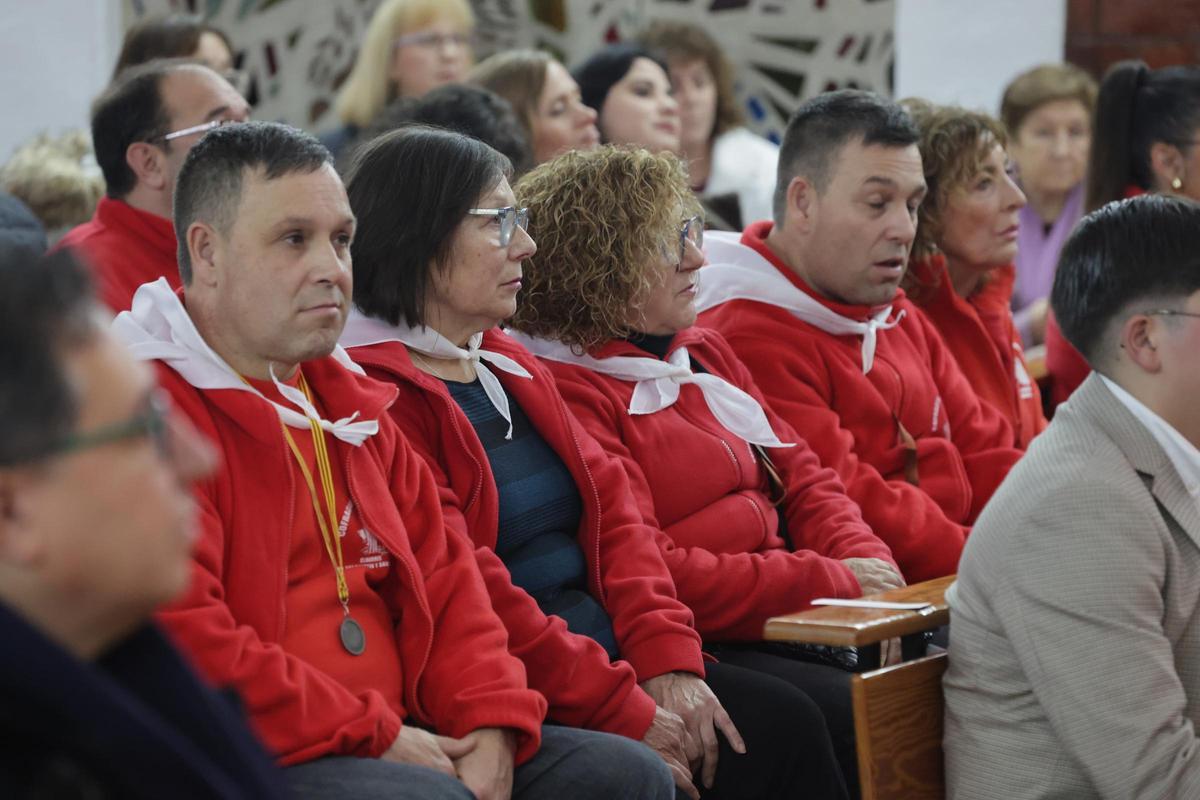 El grupo San Agustín y San Marcos de Castelló festeja a Sant Antoni con una misa, música, procesión y 'correfocs' El grupo San Agustín y San Marcos de Castelló festeja a Sant Antoni con una misa, música, procesión y 'correfocs'