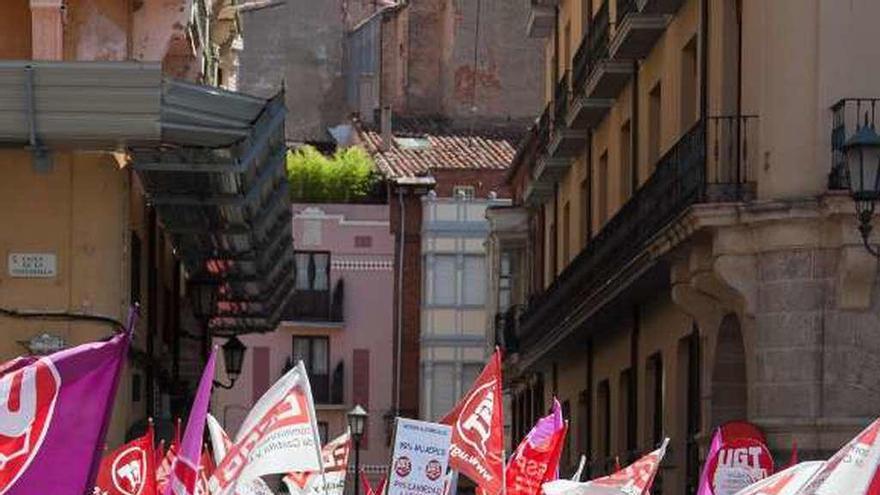 Trabajadoras de la ayuda a domicilio durante la huelga.