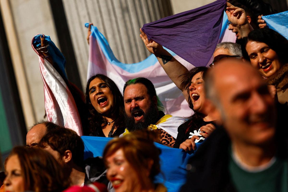 El Congreso aprueba la ley que deja de considerar enfermas a las personas trans