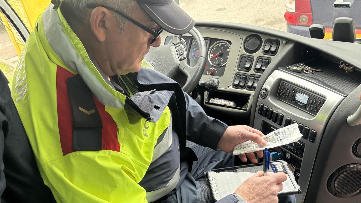 Els Mossos intensifiquen els controls al transport escolar en una campanya arreu de Catalunya