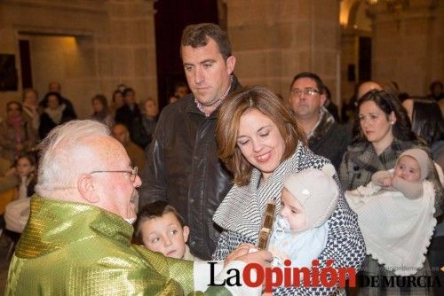 Misa de bendición de niños nacidos en 2014 en la Basílica Santuario de la Vera Cruz de Caravaca