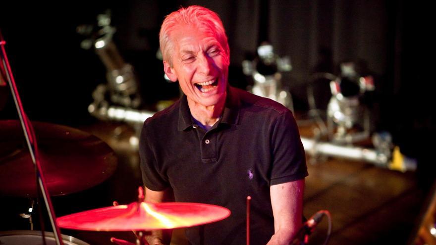 Muere Charlie Watts, batería de los Rolling Stones, a los 80 años