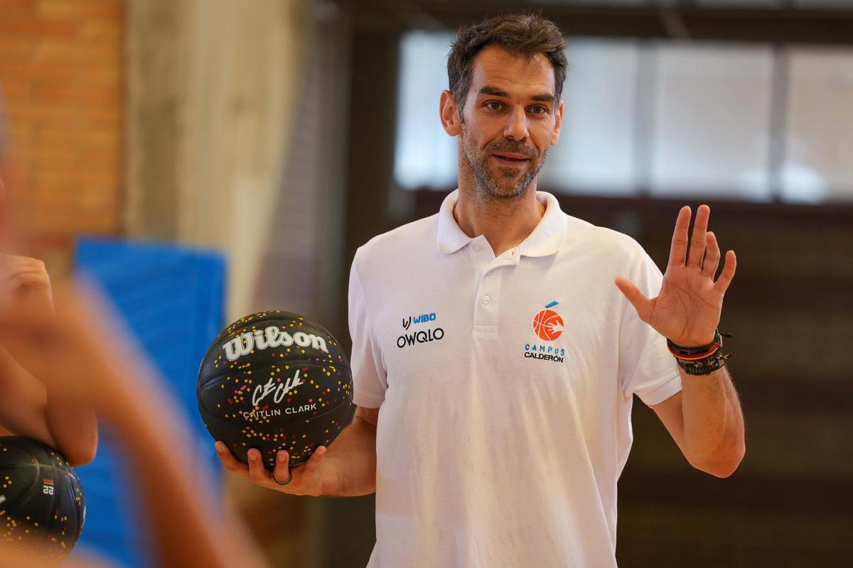 José Manuel Calderón durante la última edición de su campus.