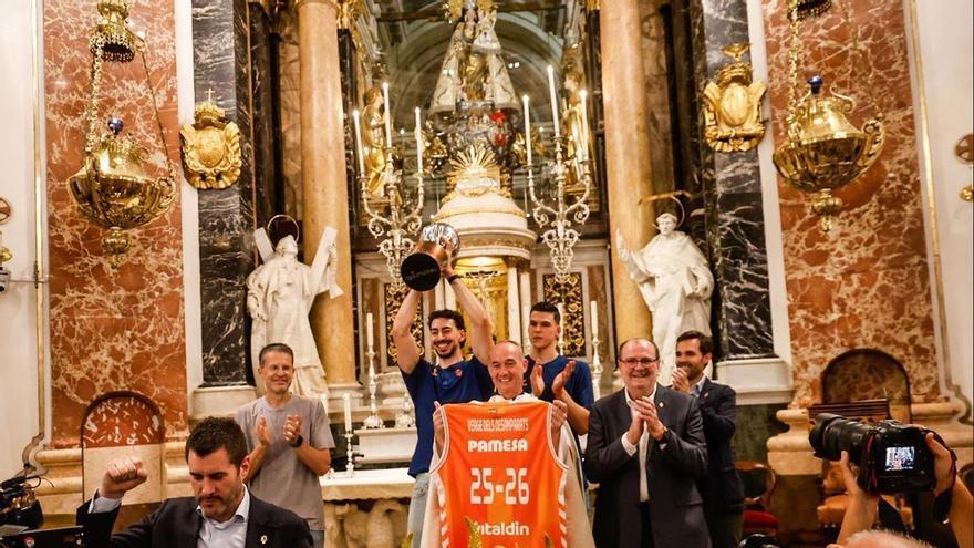 El Valencia Basket ofrece la Liga a la Mare de Déu dels Desemparats