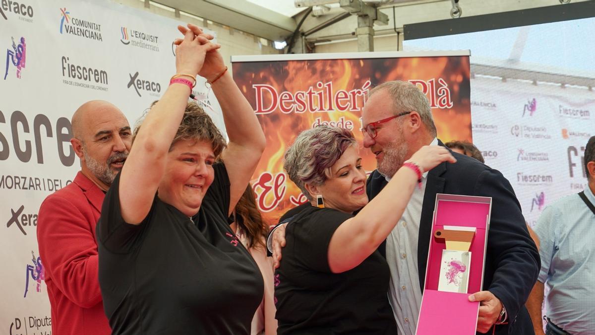 Castellón realiza el mejor 'cremaet'.