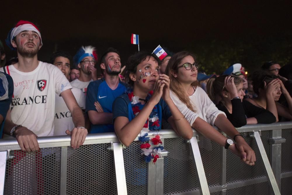 La afición de Francia, desolada