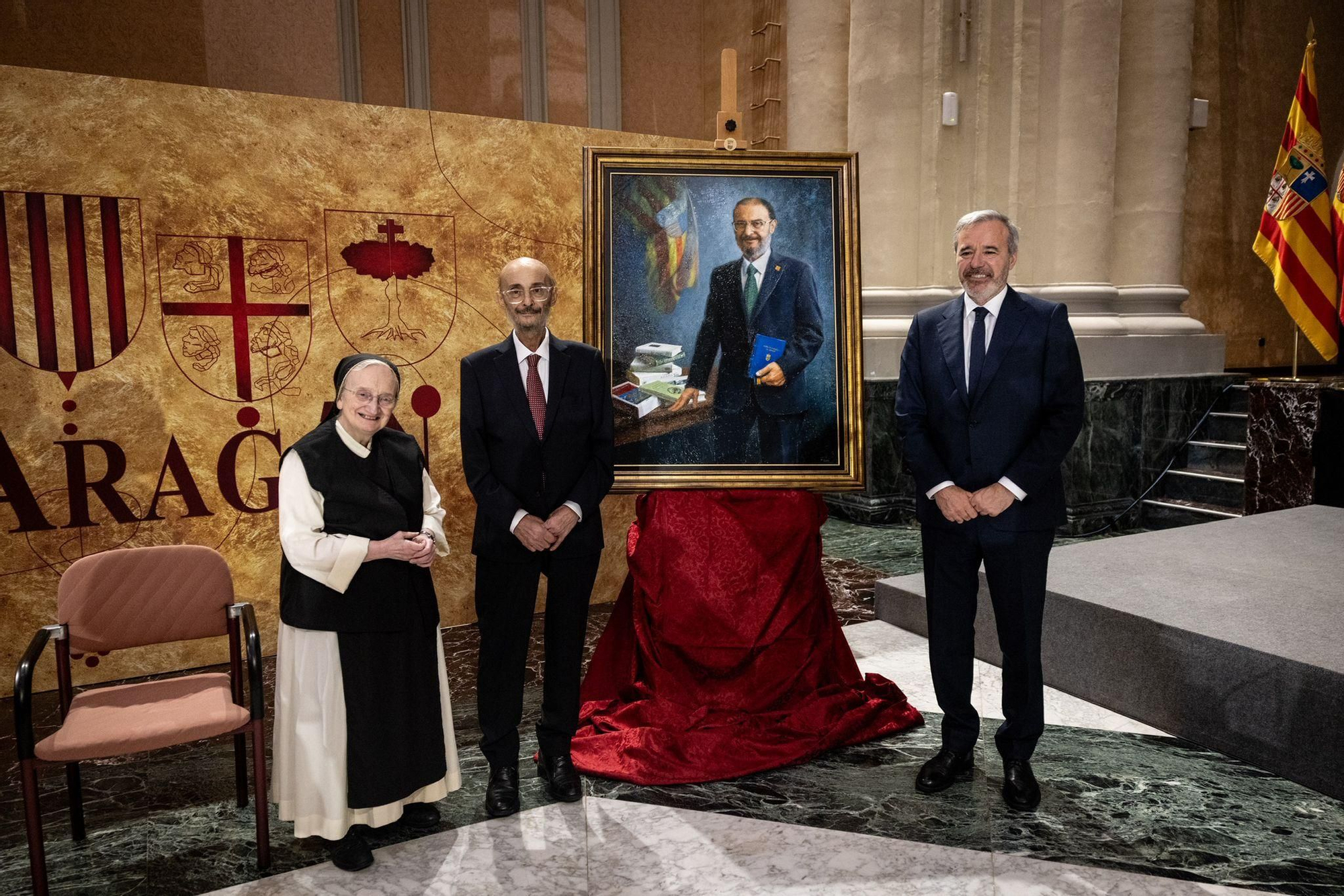 En imágenes | Acto de entrega del retrato de Javier Lambán