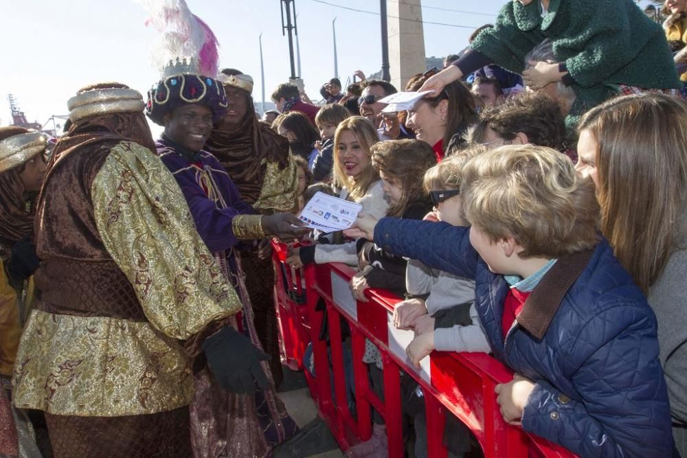 Los Reyes Magos desembarcan en Cartagena