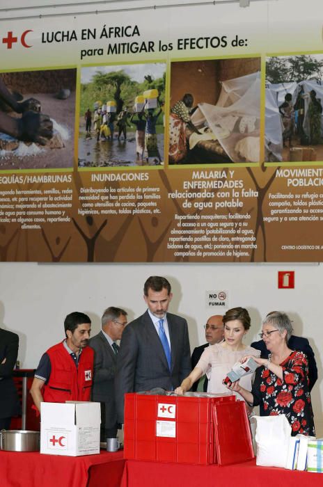 LOS REYES VISITAN PROGRAMA MUNDIAL DE ALIMENTOS ...