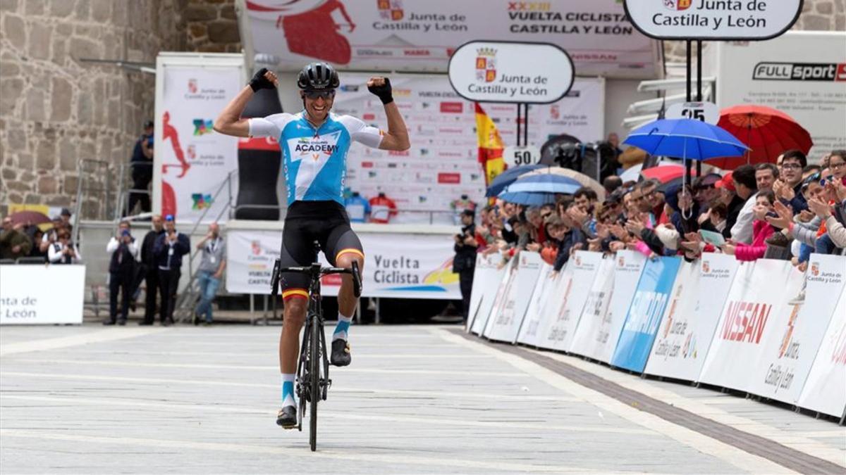 Plaza logró una victoria en la última cursa de la Vuelta Ciclista y León