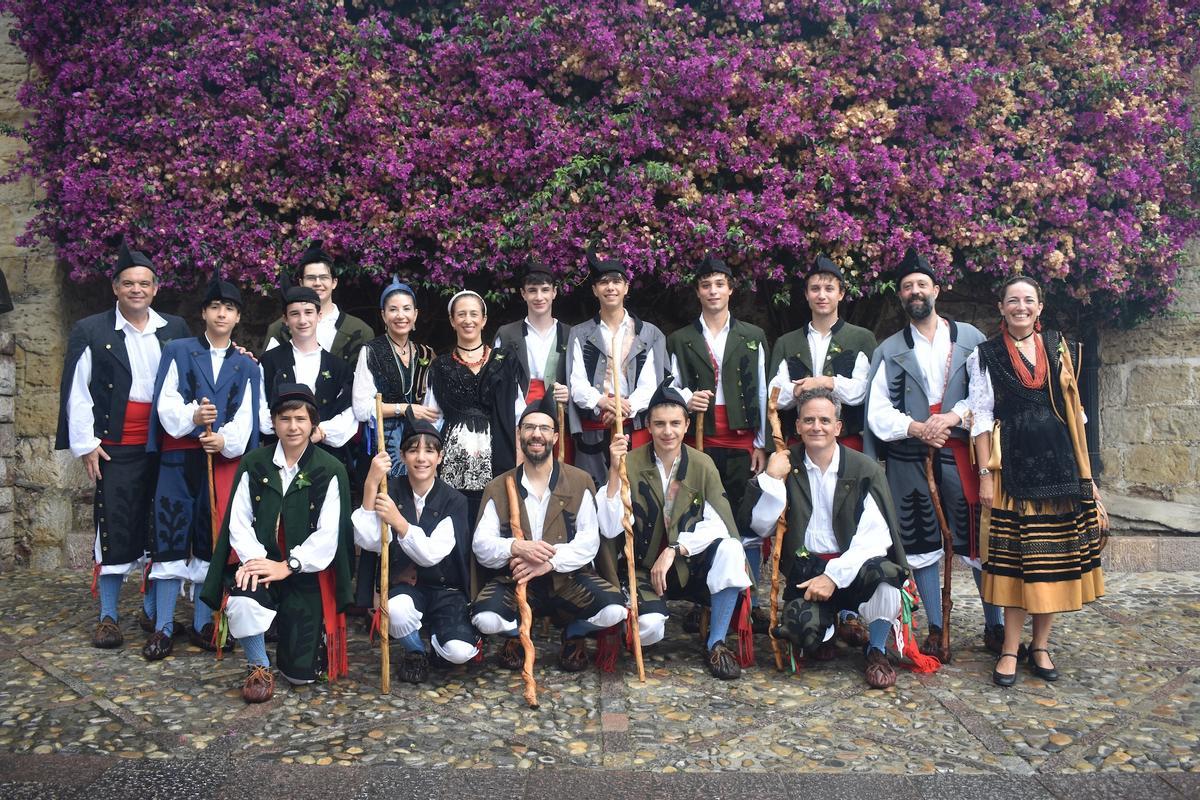 Llanes celebra el día grande de las fiestas de San Roque Llanes celebra el día grande de las fiestas de San Roque