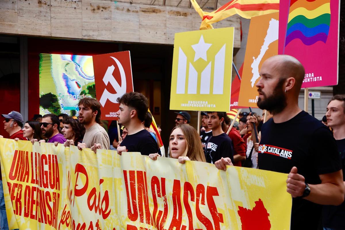 La manifestación del 25 d'Abril en València, en imágenes La manifestación del 25 d'Abril en València, en imágenes