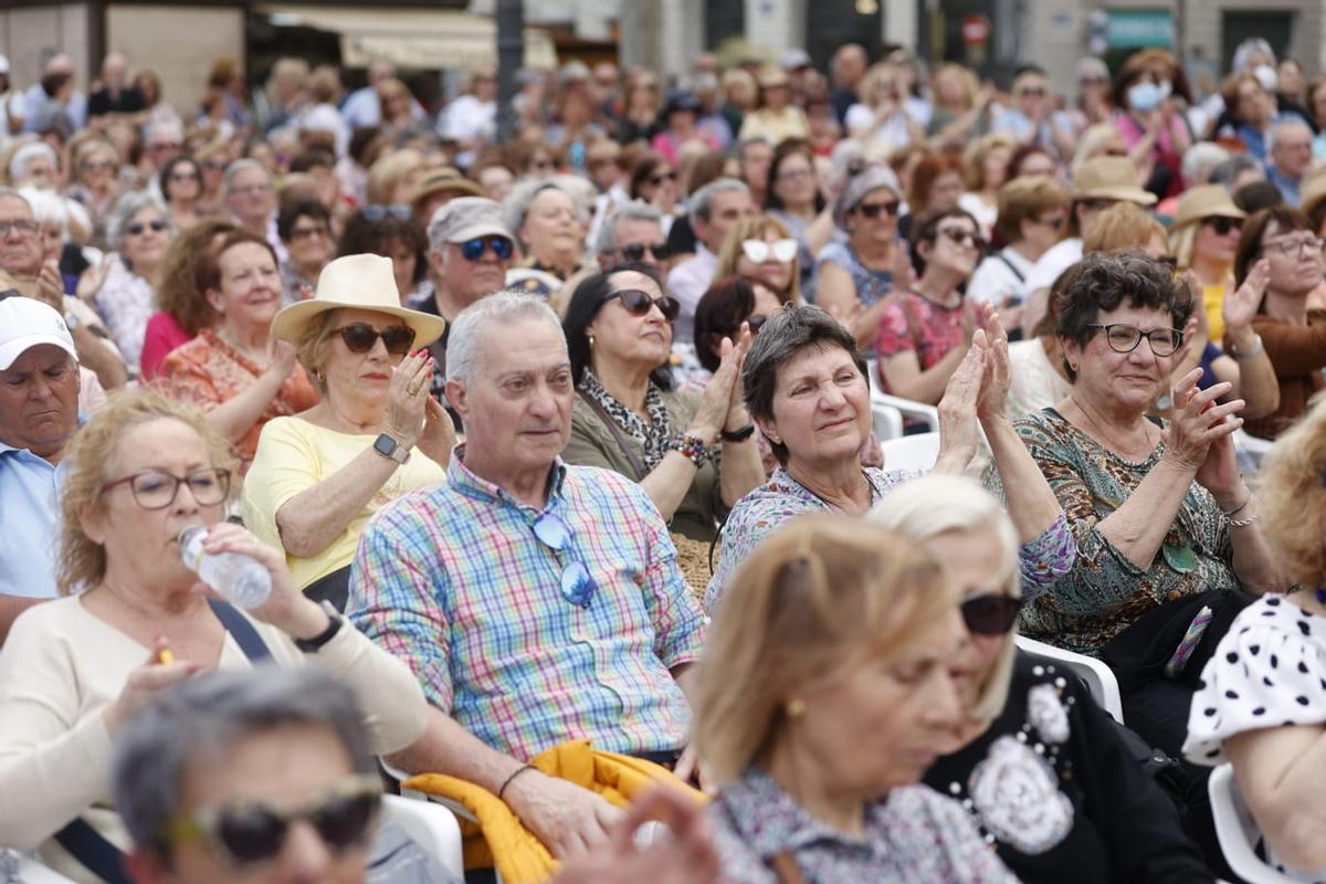 València se rinde a los pies de Nino Bravo