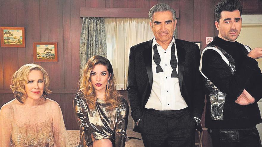 Catherine O&#039;Hara, Annie Murphy, Eugene Levy i Dan Levy a la sèrie