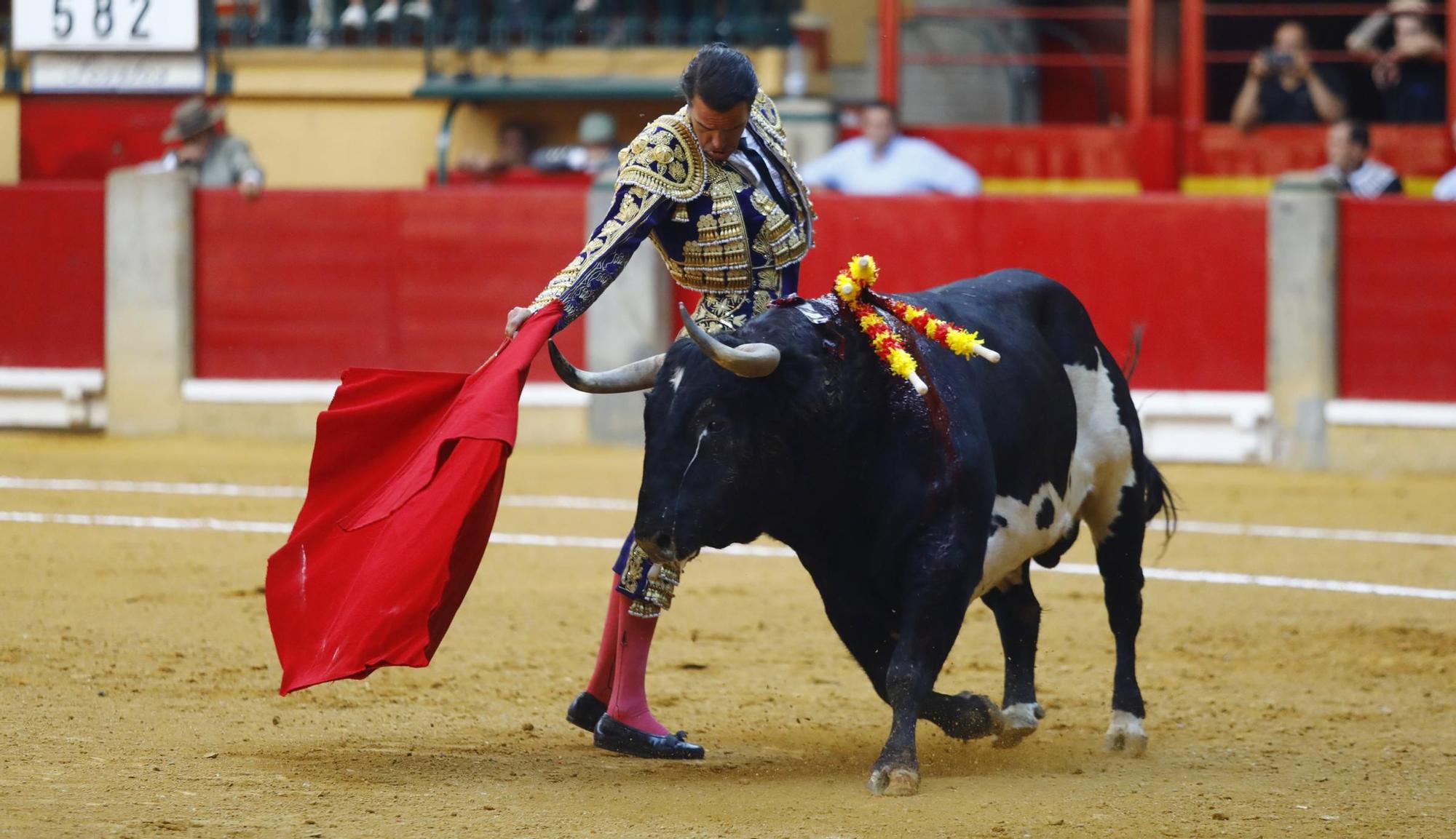 Sexta corrida de la Feria del Pilar con Castella, Rufo y Uceda