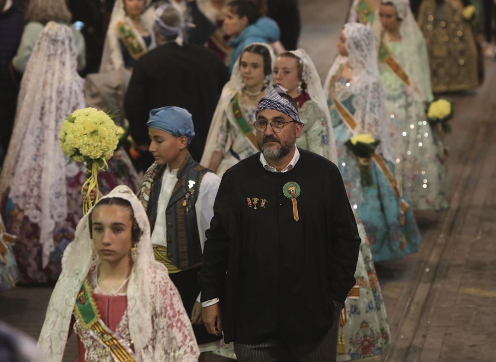 Búscate en la Ofrenda de Sagunt