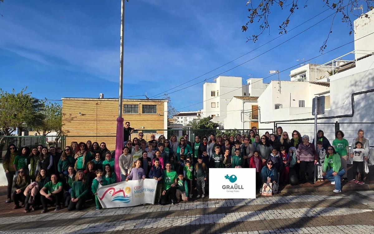 Protesta de los profesores del CEIP Mediterrània y CEIP Graüll, de Xàbia