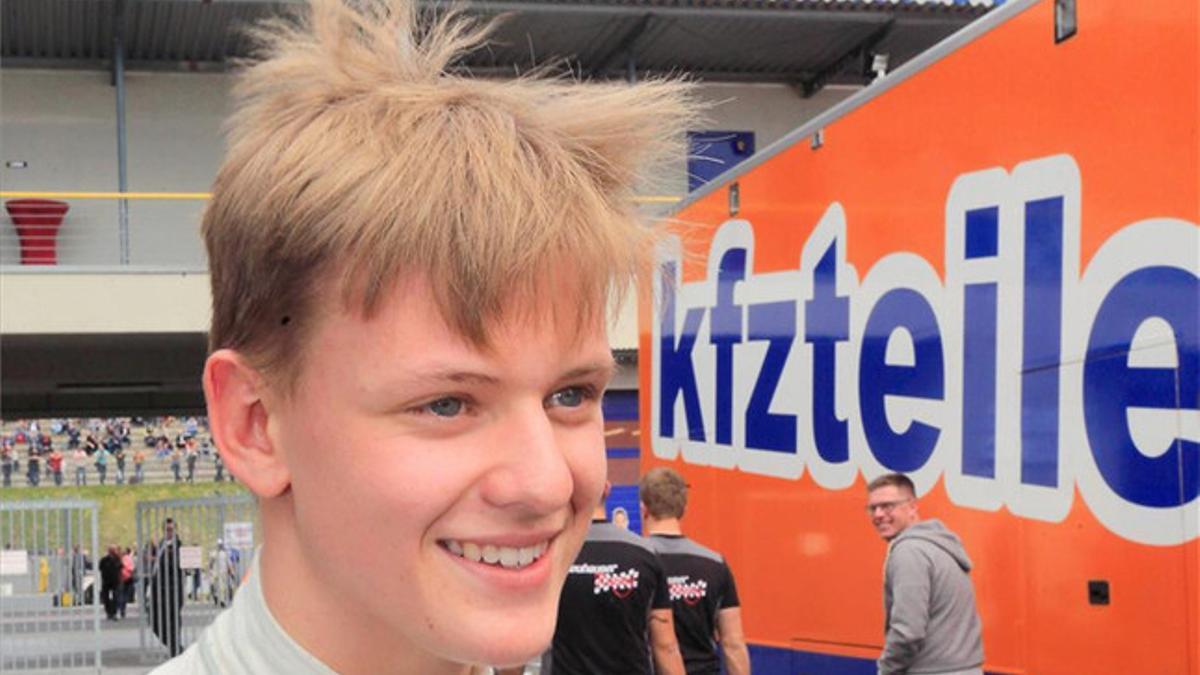 Mick Schumacher, mejor debutante en F4