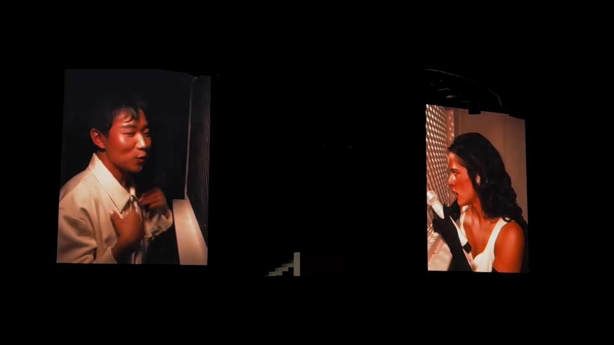 Rosalía habla en chino en su concierto en Lisboa: "¿Cómo se dice 'eres una perla'?"