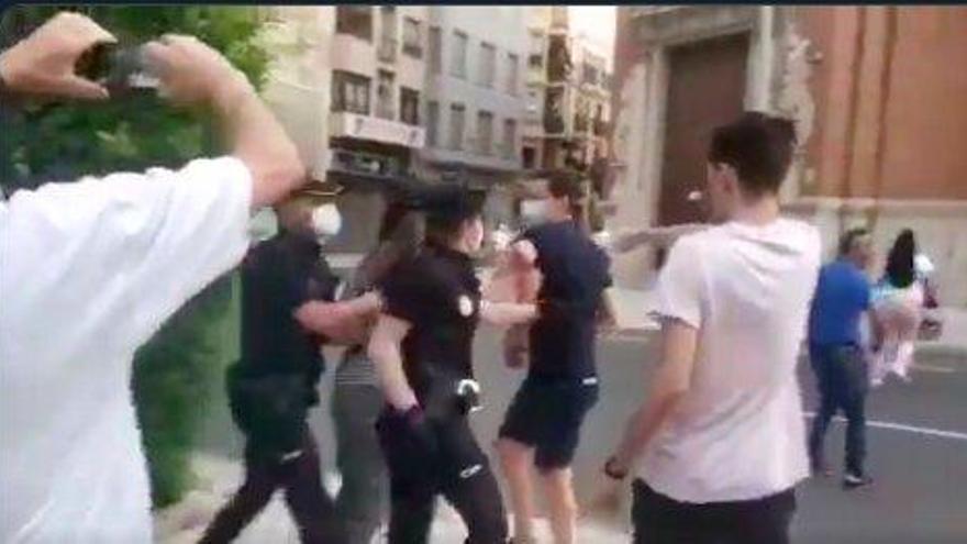 Denuncian una agresión durante la manifestación contra el Gobierno en Castellón