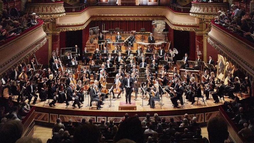 La Orchestre de la Suisse Romande cierra los conciertos de otoño del Auditorio