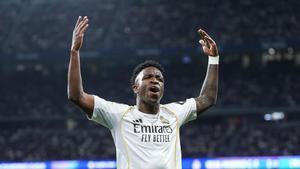 Arbeloa: Esté quién esté en el campo, mientras esté Vinicius será muy importante.