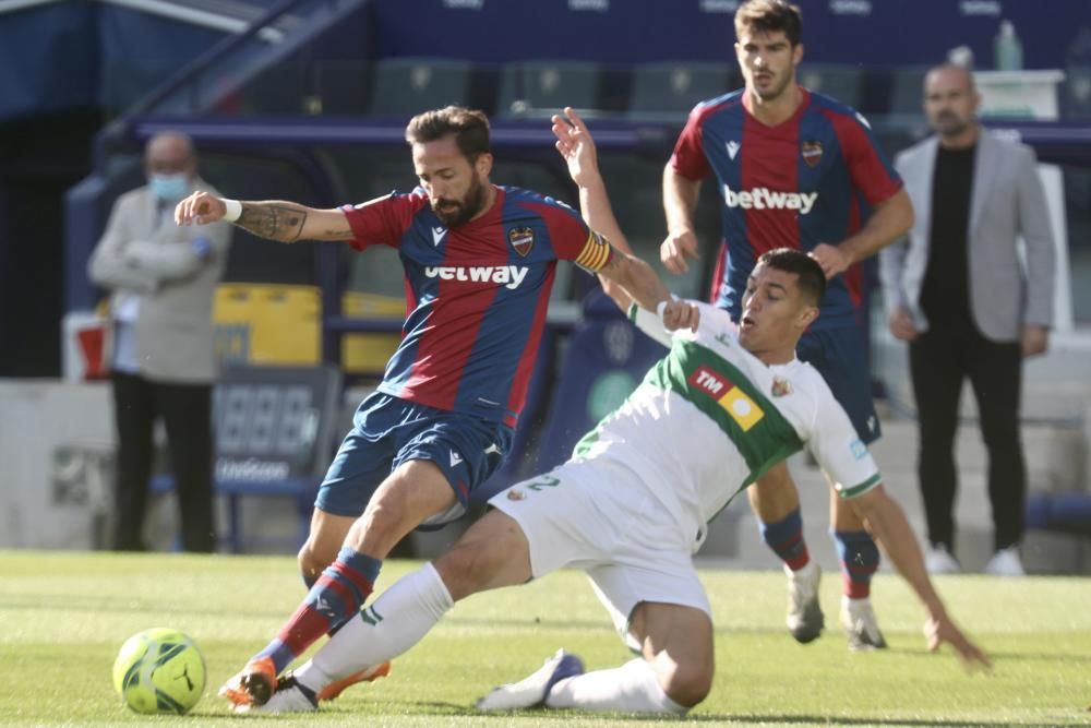 Las imágenes del Levante UD - Elche CF